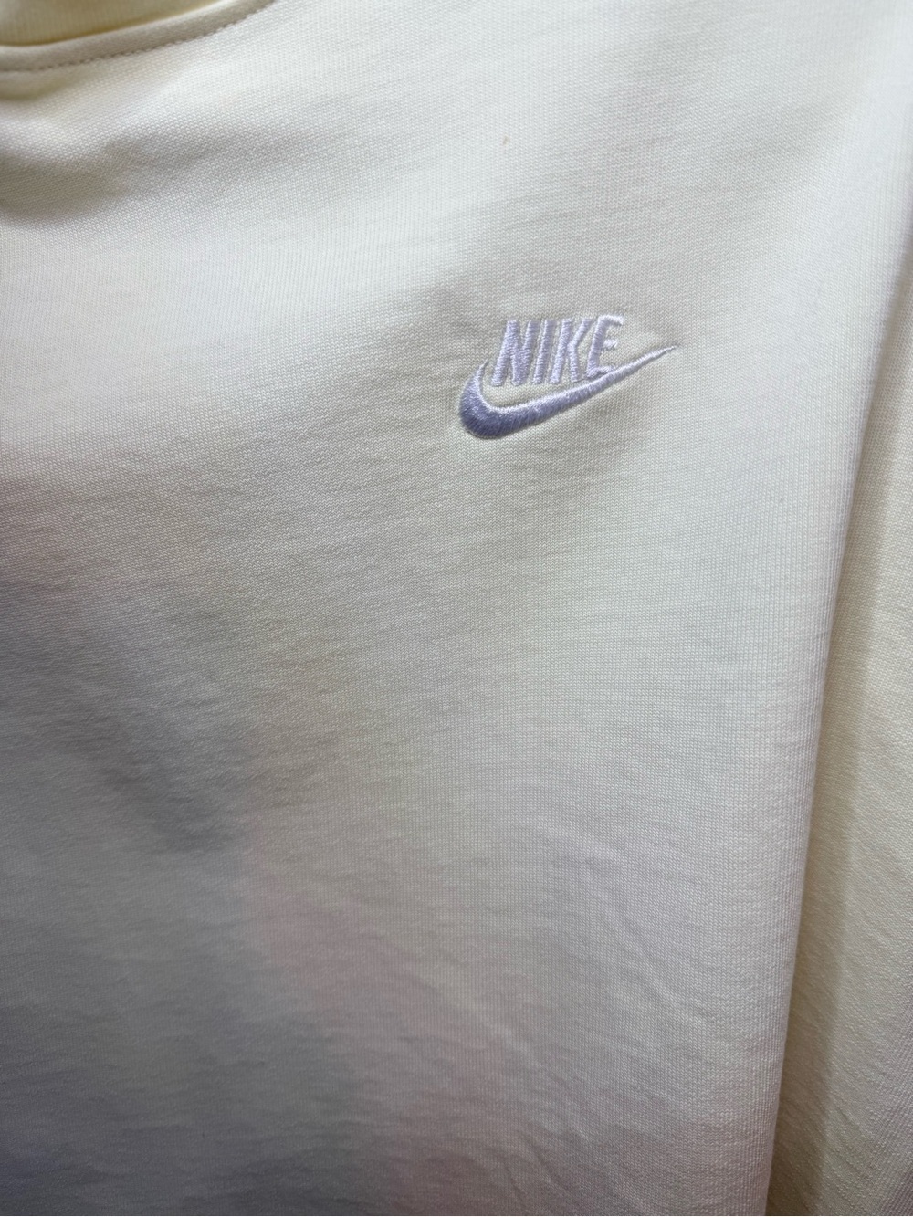 Nike Essential Cropped Tee Light Yellow Embroidered Logo Medium - Picture 8 of 9